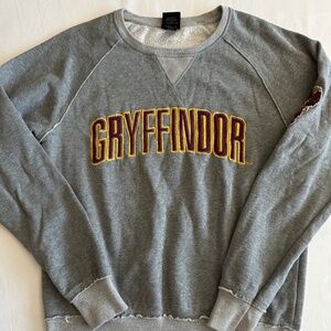 Harry Potter Gryffindor House Sweatshirt, Universal Studios Size M